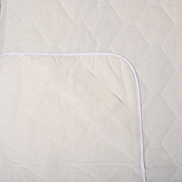 Наматрасник 140х200 см на резинке полисатин Mona Liza