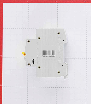 Автоматический выключатель модульный IEK Karat ВА 47-29 3P 10А тип C 4,5 кА 400 В (MVA20-3-010-C)