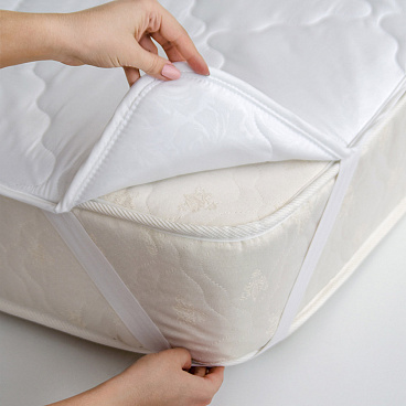 Наматрасник 200х200 см на резинке полиэстер Самойловский текстиль