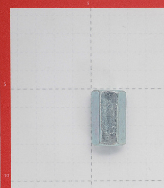 Гайка соединительная оцинкованная М10 х30 мм DIN 6334 (1 шт.)