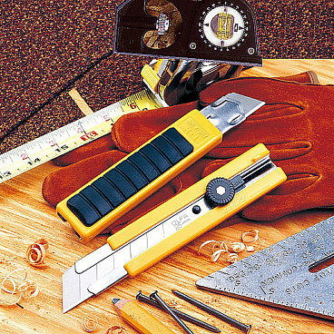 Нож строительный Olfa 25 мм с ломающимся лезвием двухкомпонентный корпус с резиновыми накладками