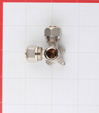 Водорозетка Tiemme двухплоскостная 20 обж(ц) х 1/2 ВР(г) (1600106)