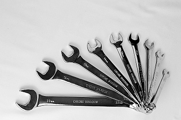 Набор инструментов универсальный ТехноТулс (TT240628-1) (82 шт.)