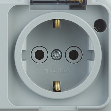 Розетка Svet накладная серая с крышкой (EV 0366-6629)