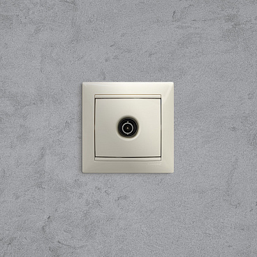 Розетка телевизионная Legrand Valena встраиваемая слоновая кость (695618)