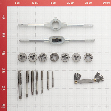 Набор плашек и метчиков Практика (779-462) (17 шт.)