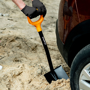 Лопата штыковая Plantic Terra стальная укороченная с металлическим черенком 555 мм (11009-01)