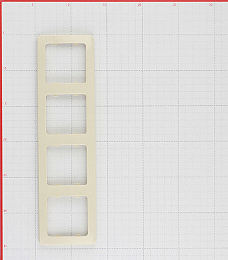 Рамка Hegel Master четырехместная слоновая кость (Р404-01)