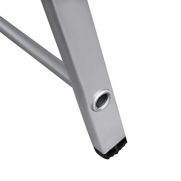 Стремянка алюминиевая 7 ступеней 130 мм с лотком органайзером 1,47 м Новая высота