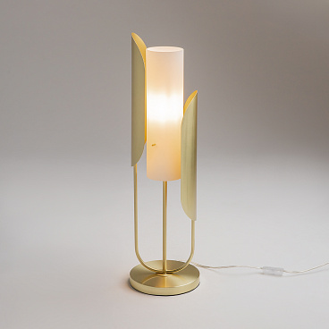 Настольный светильник Maytoni Z014TL-01G