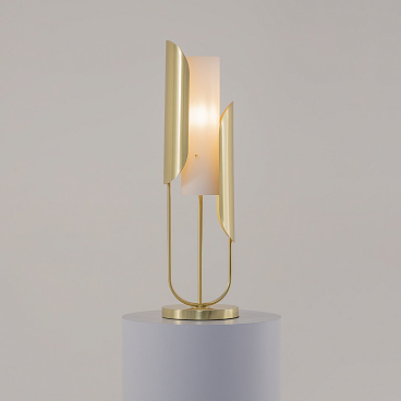 Настольный светильник Maytoni Z014TL-01G