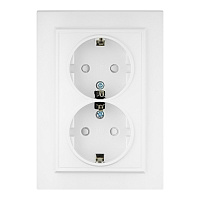 Розетка EKF Минск встраиваемая белая со шторками (ERR16-128-100)