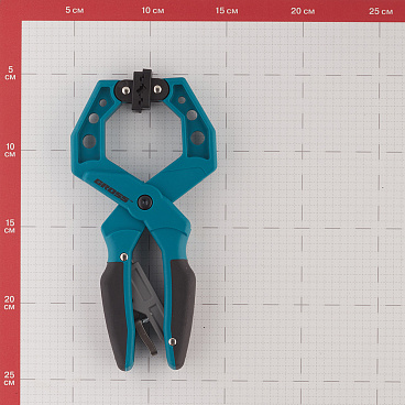 Струбцина ручная Gross клещеобразная пластиковая с храповым механизмом 58 мм (20803)