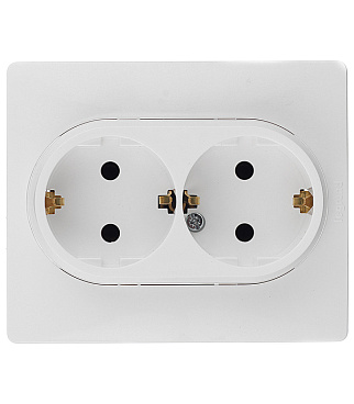 Розетка Legrand Etika встраиваемая белая (672223/672272)